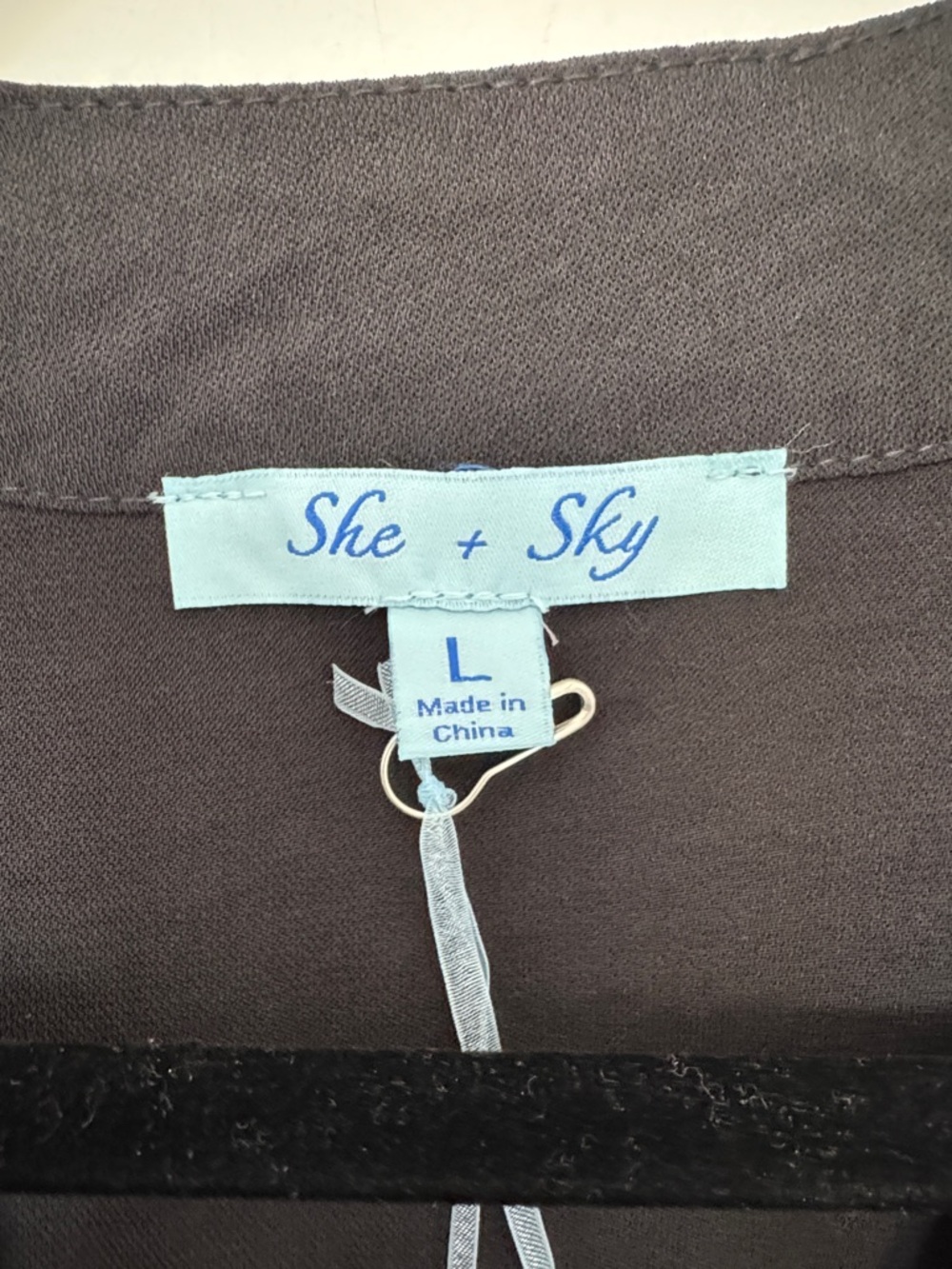 She + Sky NWT Black Sleeveless V-Neck Tie-Front Blouse - Size L - Picture 2 of 5